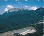 サントリー天然水奥大山ブナの森工場
