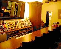 日比谷Ｂａｒ　銀座９号店の雰囲気