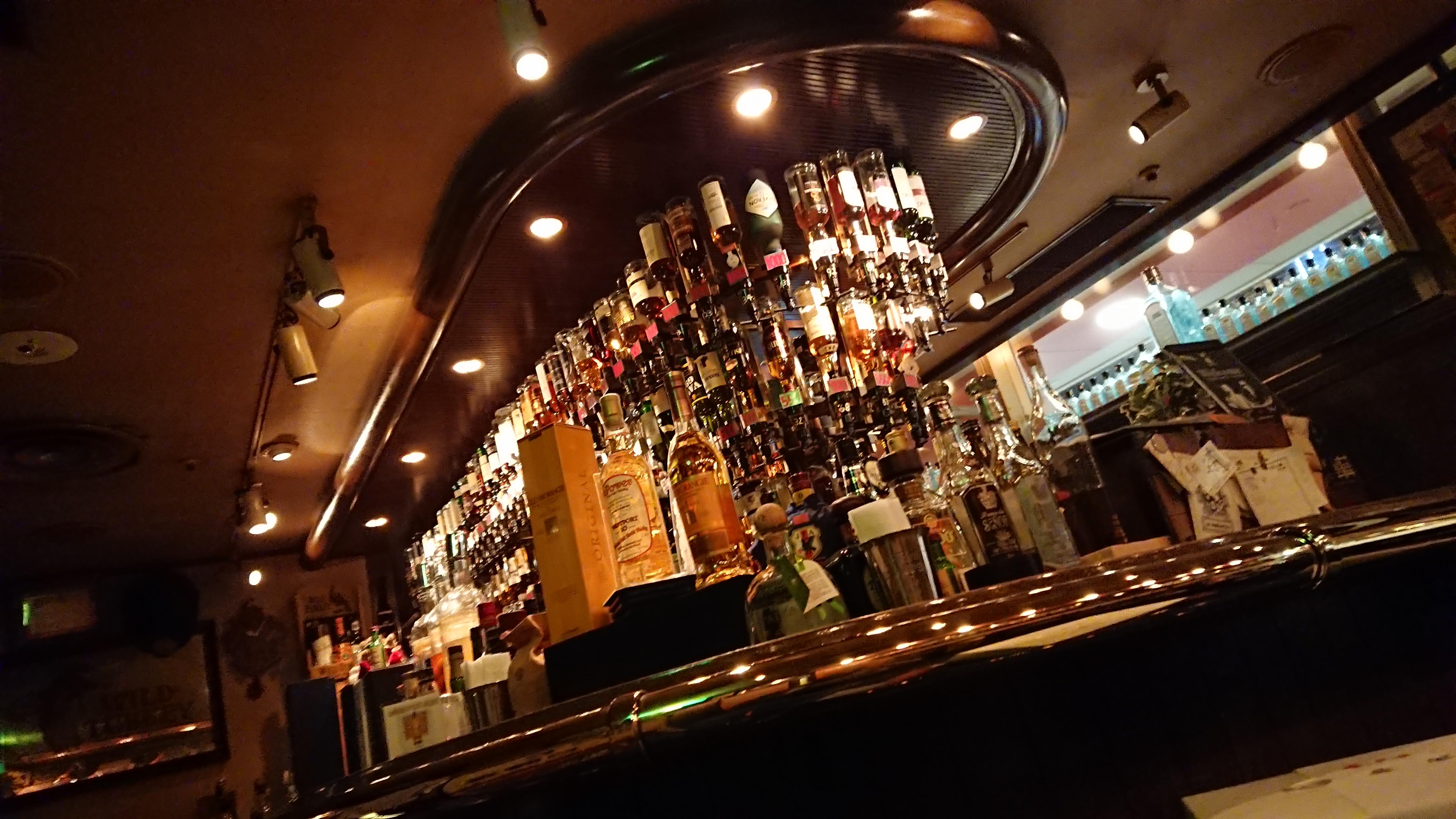 ＳＨＯＴ　ＢＡＲ　ＡＮＤＲＥ　Ｄ．Ｄ．ＨＯＵＳＥ店の雰囲気
