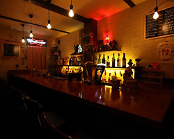 ＢＡＲ　ＳＡＭ’Ｓ　ＤＩＣＥの雰囲気