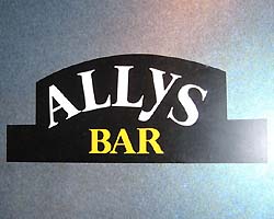 ALLY.S　BARの雰囲気