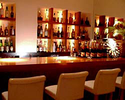 ＲＥＳＴＡＵＲＡＮＴ　＆　ＣＡＦＥ　ＭＯＭＡの雰囲気