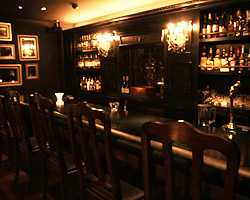 ＢＡＲ　ｔｈｅ　ＳＡＬＯＮの雰囲気