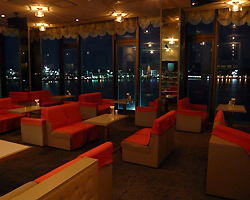 Sky Lounge バミリオンの写真その1