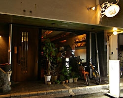 Ｄａｒｓ＆Ｆｏｏｄｂａｒ　ＧＡＬの雰囲気