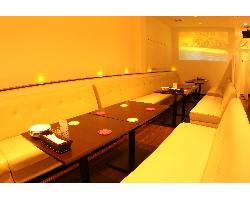 ＤＩＮＩＮＧ＋ＢＡＲ　ＪＥＴ　ＲＯＯＭの雰囲気