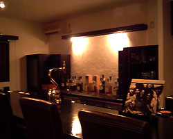 ＬｏｕｎｇｅＢａｒ　Ｈｅａｄｓ　Ｏｒ　Ｔａｉｌｓ