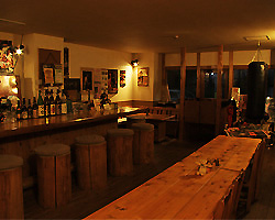 ＤＩＮＩＮＧ　ＣＡＦＥ　ＮＥＵＴＲＡＬ　ＣＯＲＮＥＲの雰囲気