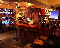 雑貨とカフェと憩いのＢａｒ　Ｏｖｅｒの雰囲気