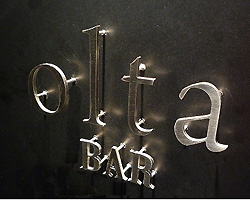 井尻　ダイニングバー　ｏｌｔａ　ＢＡＲ
