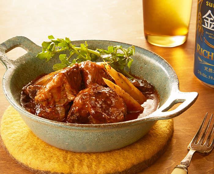 牛肉のベルギー風金麦煮込み ごはんとおつまみレシピ 金麦スタイル サントリー