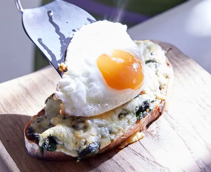 ＜ほうれん草(葉)のアンチョビバター風味＞手順5　仕上げる