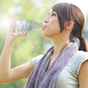 炭酸水の「力」で涼しく快適飲む「クールビズ」の効果とは？