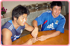 高谷先生（左）と栗原先生