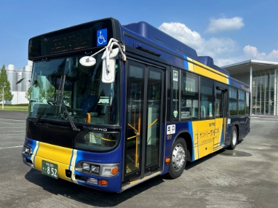 無料シャトルバス運行