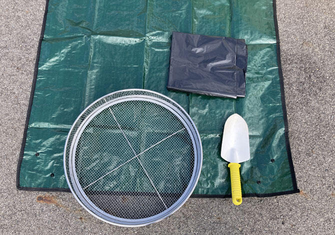植え替えに必要なもの(スコップ・シート・ふるい)