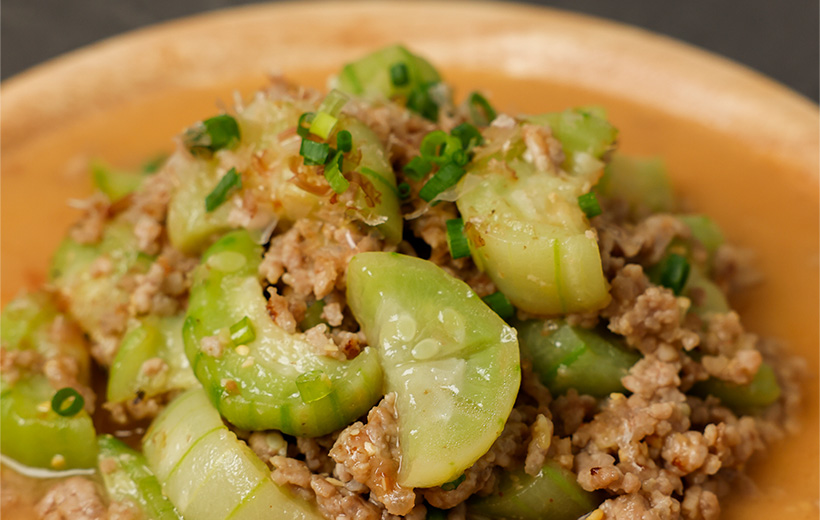 クリーミーへちまでつくるそぼろみそ煮