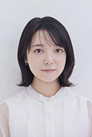 上白石 萌音（かみしらいし もね）