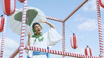 「GREEN DA･KA･RA」「同 やさしい麦茶」 新TV－CM　草彅剛さん扮する『やさしいマン』が浴衣姿で登場！