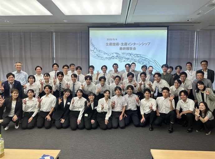 報告会の後に集合写真