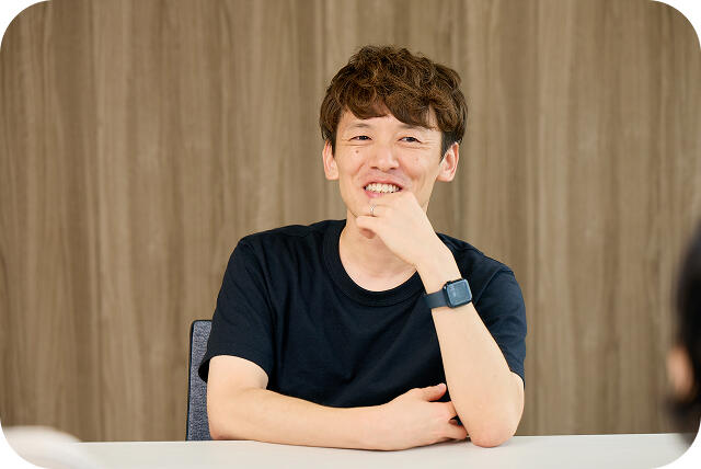 植野さんは、IT領域の企業から2022年にサントリーウエルネスに入社。