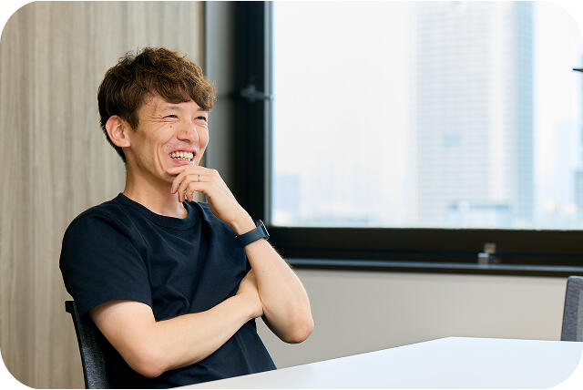 キャリア採用で、2022年にサントリーウエルネスに入社した植野浩佑さん。「Comado」の企画統括のリーダーを担当