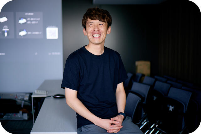 企画統括の業務として、UI・UXチーム、コンテンツチーム、集客チームなど、幅広い範囲のメンバーのマネージメントも担当。チームをまとめるためにもメンバーとのコミュニケーションを一番大切にしている。