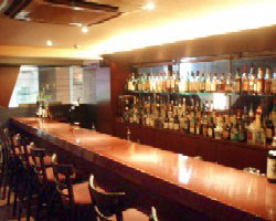 東京都で一人のお客様が多いのおすすめバー Bar Navi