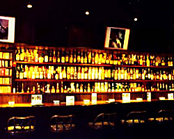 Ｊａｚｚ　ｂａｒ　ＫＬＡＶＩＥＲ