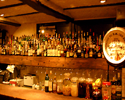 日本橋からり 鎌倉からり店周辺1kmのおすすめバーを地図から探す Bar Navi