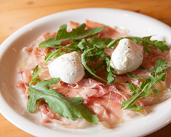 ＭＡＣＣＡＲＯＮＩ　ＣＬＵＢ