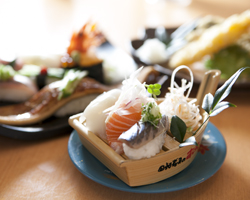 回転寿司 すし丸 金光店 寿司 神泡超達人店 サントリーグルメガイド