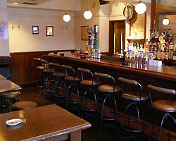 サントリー ショットバー ４ ６ ６ ５ サントリーショットバー ヨン ロク ロク ゴー 宮崎 日南 Bar Navi