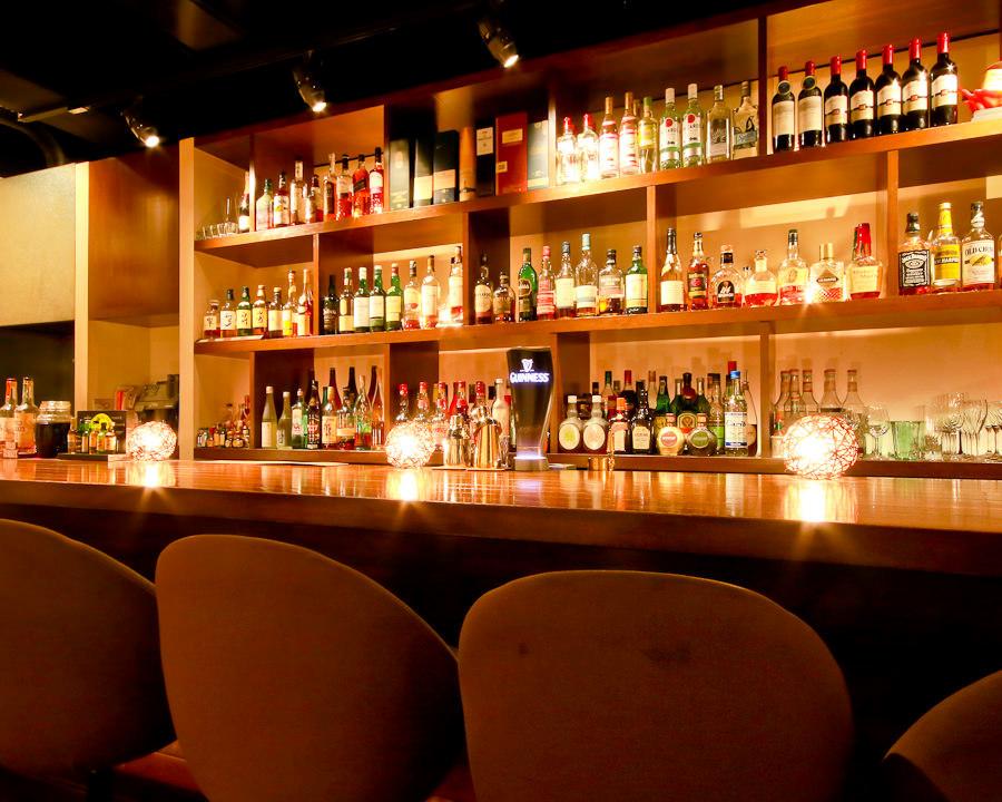 ＢＡＲ＆ＦＯＯＤＳ　ＣＡＭＯＩ