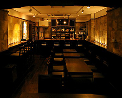 銀座駅 東京都 周辺1kmでオシャレなフンイキのおすすめロックバー Bar Navi