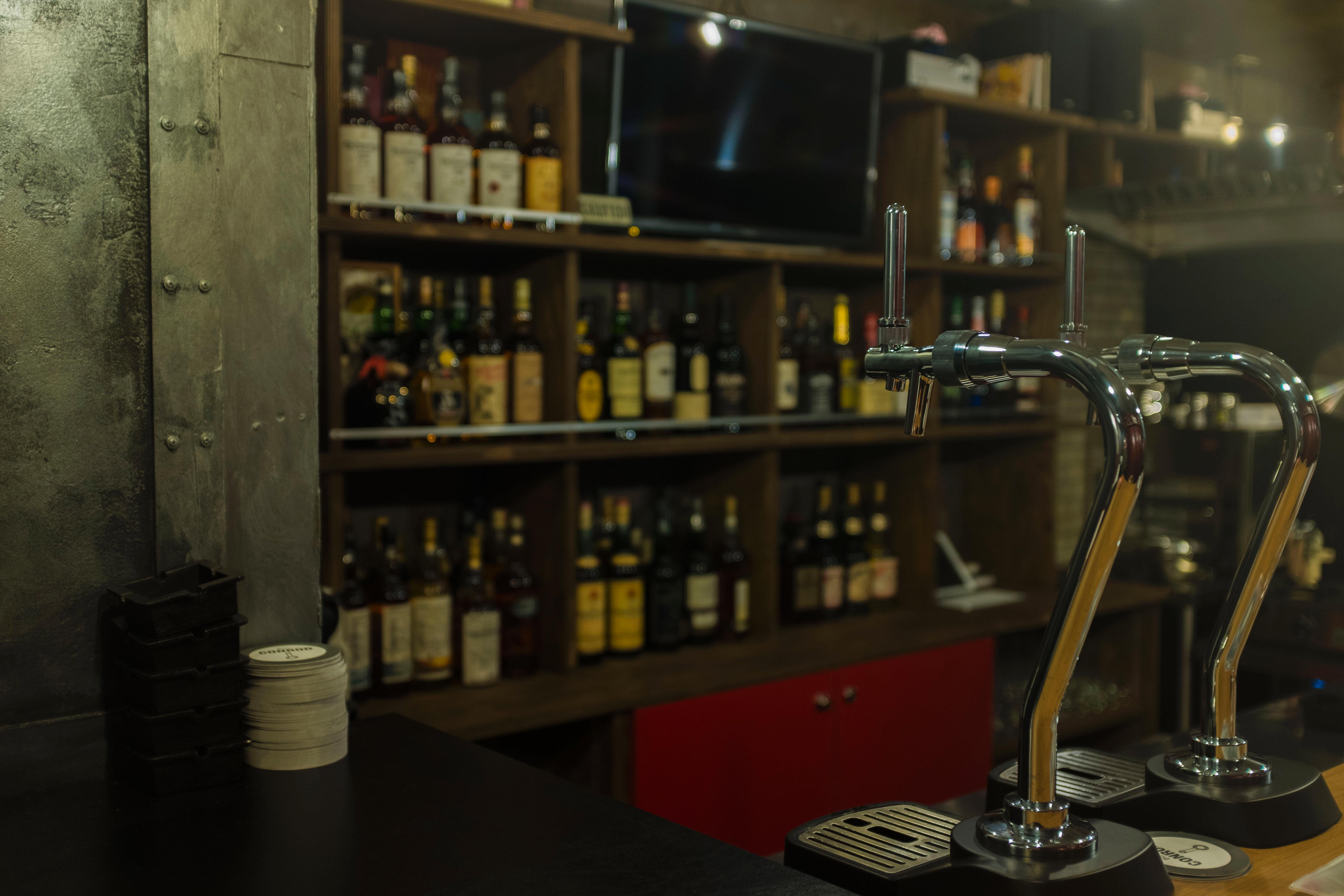 広島県で女性が多いのおすすめショットバー Bar Navi