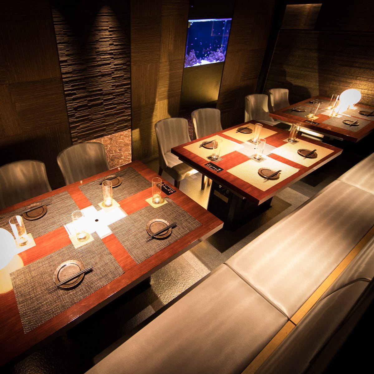 焔立つ肉寿司と牛タンタワー 肉処 双葉 三宮 焼肉 樽生店 サントリーグルメガイド