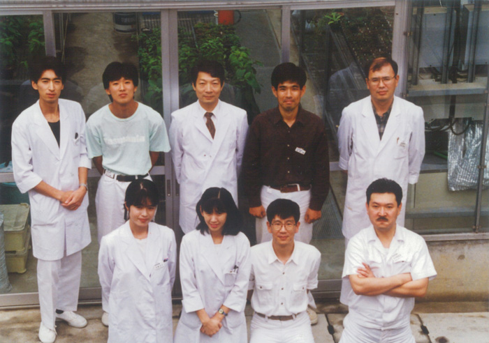 サントリーの研究員：日本（当時）