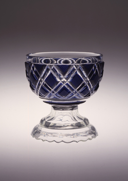 復刻 薩摩切子　藍色 切子 向付鉢　　　　【 希少作品 】 薩摩切子 藍色被台付鉢 コレクションデータベース サントリー美術館