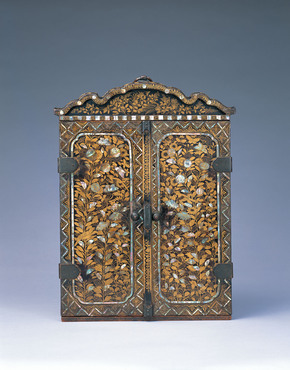 花鳥螺鈿蒔絵聖龕 コレクションデータベース サントリー美術館