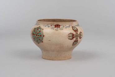 色絵輪宝羯磨文香炉 コレクションデータベース サントリー美術館