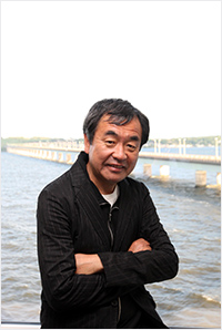 隈 研吾 氏 建築家