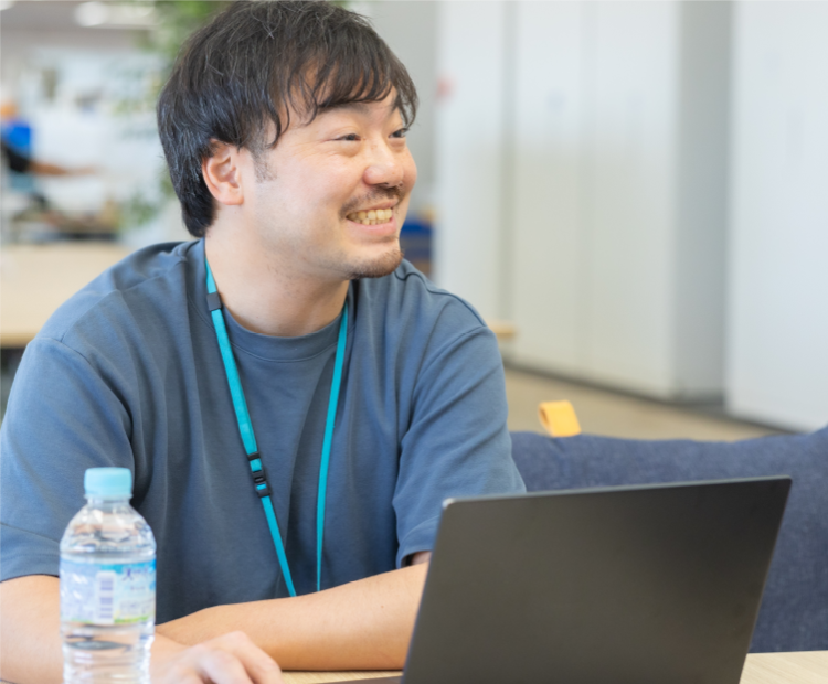 インタビューの様子