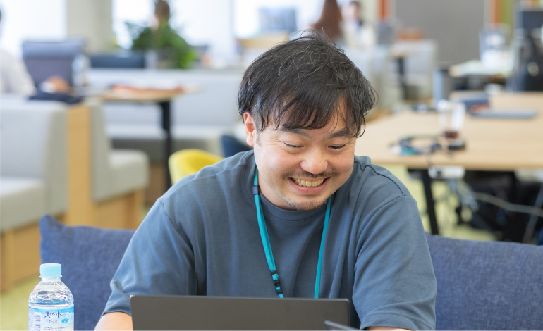 インタビューの様子