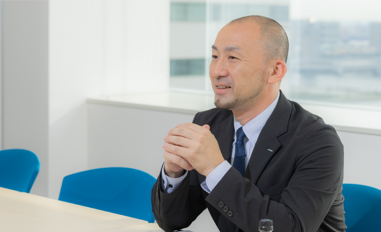 インタビューの様子