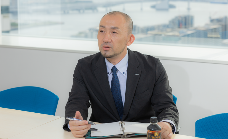 インタビューの様子