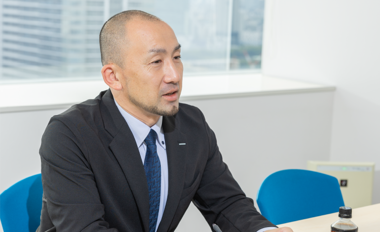 インタビューの様子