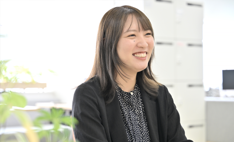 インタビューの様子