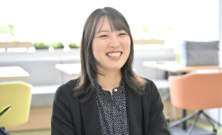 インタビューの様子