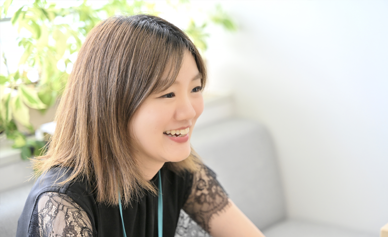 インタビューの様子